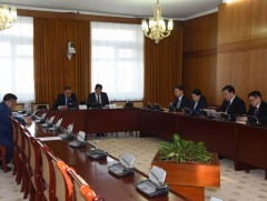 Хуулийн төслүүдийг анхны хэлэлцүүлгээр батлуулахыг дэмжив
