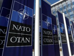 НАТО-гийн дээд уулзалтанд оролцогчид цэргийн зардлаа нэмэхээр тохиролцлоо