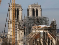 “Нотр Дам” сүм 200 гаруй жилийн түүхэнд анх удаагаа зул сарын баярыг тэмдэглэхгүй