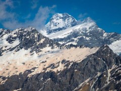 Шинэ Зеландын мөнх цаст уулс улбар шар өнгөөр бүрхэгджээ 