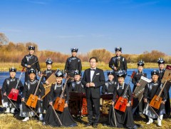 Хангарьд найрал байгуулагдсaны 10 жилийн ойн тоглолт болно