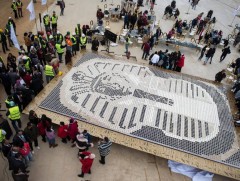 Египет улсад цаасан аягатай кофегоор Тутанхамон хааны нүүрний багийг бүтээжээ