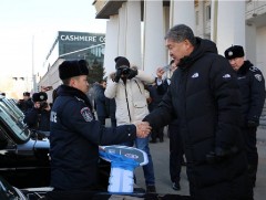 Нийслэлийн цагдаагийн албанд  “Нива” маркийн 20 автомашин хүлээлгэн өглөө