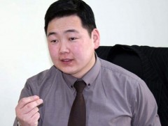 С.Эрдэнэбат: Ахмадуудыг тэтгэврийн зээлтэй, зээлгүй гэж ялгаварлаж болохгүй