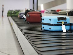 Хувийн болон бизнес онгоцны зорчигчдын том оврын тээшийг заавал шалгах шийдвэр гаргажээ 