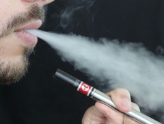 АНУ-д элекстрон тамхинд тусгай амт оруулахыг хориглолоо