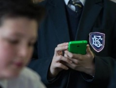 Сургууль, цэцэрлэгийн орчин дахь гар утасны зохистой хэрэглээ 