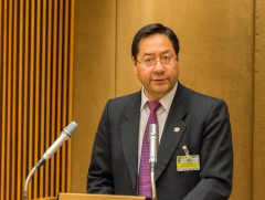 Боливын Эдийн засгийн сайд асан Луис Арсе сонгуульд нэрээ дэвшүүлнэ  