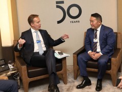 Дэлхийн эдийн засгийн чуулга уулзалт байгууллагын ерөнхийлөгчийг хүлээн авч уулзлаа