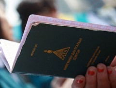 Байгалийн баялагийг тэгш хувирлахыг ахмадууд шаардаж байна