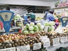 Худалдан авалт 30-40 хувиар буурчээ 