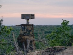 Өмнөд Африк  “Meerkat” системээр хирсийг хамгаалж байна 