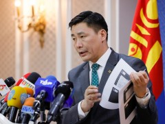 БСШУС-ын сайд Ё.Баатарбилэг: Эцэг, эхчүүд хөл хориотой хугацаанд гэртээ байгаа хүүхэддээ хараа хян..