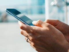 Утасны гадаргуу дээр 3800 ширхэг бактери байдаг