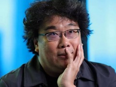 Бун Жун У шилдэг найруулагч төрөлд “Алтан баримал” хүртлээ