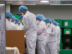 Тэгү хотын нэг орон сууцны 46 хүн шинэ коронавирусний халдвар авчээ 