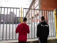 Испанийн сургуулиуд танхимын сургалтаа есдүгээр сараас эхлүүлнэ 