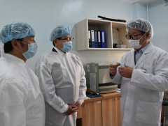 ХӨСҮТ-д халдварын голомтод ажиллаж буй эмч, сувилагч нарт мөнгөн урамшуулал олгоно 