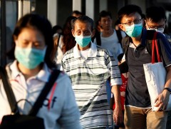 Олон нийтийн газарт амны хаалт зүүхийг ДЭМБ-аас уриалж байна 