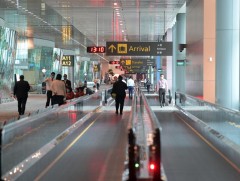 Япон улс оршин суух эрхтэй гадаадын иргэдийг хилээрээ нэвтрүүлнэ