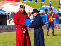 Энэ жилийн баяр наадмаар улсын цол хүртсэн бөхчүүд