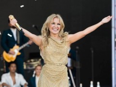 Кайли Миноуг шинэ дуугаа цацлаа