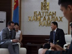 Элчин сайд Дэйв Воусэнийг хүлээн авч уулзлаа