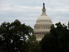 АНУ-ын засаг захиргаа 125 сая амны хаалт сургуулиудад тараана