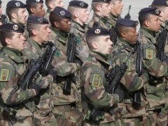 Франц улс алан хядах ажиллагаатай тэмцэх цэргийн ажиллагаанд оролцогчийн тоог 2 дахин нэмлээ 