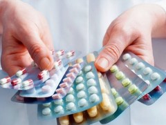 Хууль тогтоогчид эмийн чанар, стандарт, үнийн асуудалд анхаарлаа хандуулж байна