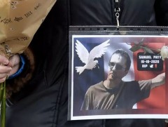 Түүх, газар зүйн багш Самюэль Патиг хөнөөсөн хэргээр 7 хүн шүүгдэх гэж байна 