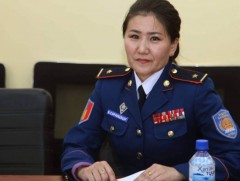 Б.Саранцэцэг: Хэн нэгний мөрөөдөлд хүрэх замд нь багахан ч гэсэн тус хүргэх юмсан гэж хичээж явна