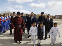 Ерөнхийлөгч Х.Баттулга Спортын төрөлжсөн сургалттай 5 дугаар сургуулиар зочлов