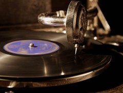 Шотландын үндэсний урлаг, хөгжмийн зэмсгийн  онцлогоос...