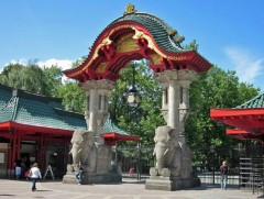 Берлины амьтны хүрээлэн нээгдлээ