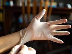 Гэрээсээ гарахдаа заавал бээлий өмсөөрэй