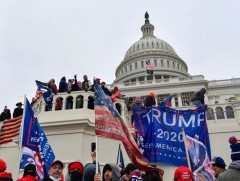 АНУ-ын Конгрессын ордонд үймээн дэгдээсэн үндэслэлээр 15 хүнд хэрэг үүсгэжээ 