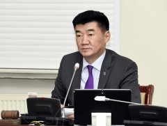 Авлигын эсрэг хуульд өөрчлөлт оруулах тухай хуульд тавьсан Ерөнхийлөгчийн хоригийг хүлээн авахыг д..