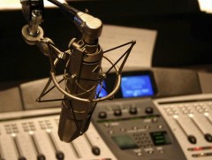 Хөгжмийн эгшигт хайрцаг: Ардын жүжигчин, Төрийн шагналт хөгжмийн зохиолч Б.Дамдинсүрэн