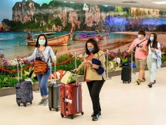 Тайландын Пхукет арал вакцинд хамрагдсан жуулчдыг хүлээн авна 