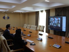 Сургалт зохион байгуулж байна