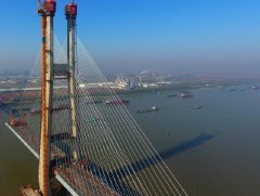 БНХАУ Хөх мөрний дээгүүр хурдны төмөр зам тавина  