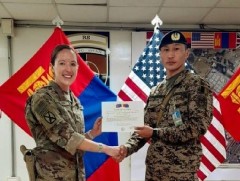 “Үндэсний гвардын хамтын ажиллагааны төлөө” медалийн тууз гардууллаа