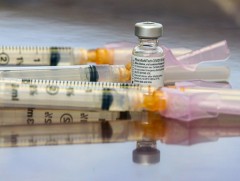 ДЭМБ чинээлэг орнуудыг вакцинаа буурай орнуудад хандивлахыг уриалж байна 