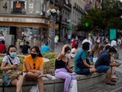 Испанид коронавирусний халдвар хүн амын дунд дахин эрчтэйгээр дэгдэж эхэлжээ