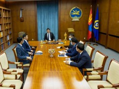 Монгол Улсын Ерөнхийлөгчид Улсын Дээд шүүхийн Ерөнхий шүүгч Д.Ганзориг бараалхаж, хүндэтгэл үзүүллээ