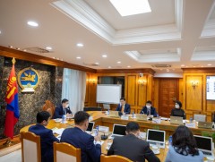 Үндэсний их баяр наадмыг цуцлах, хойшлуулах эсэх асуудлаар Засгийн газар хуралдаж байна