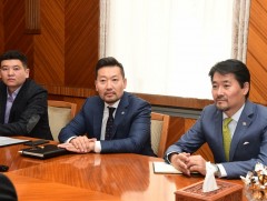 Бүгд Найрамдах Казахстан Улсаас Монгол Улсад суугаа Элчин сайд Адилбаев Жалгас Жумаевичийг хүлээн ..