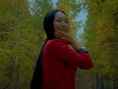 Хаданд ургасан цэцэг