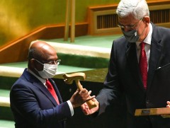 НҮБ-ын Ерөнхий ассамблейн 76 дугаар чуулган эхэллээ